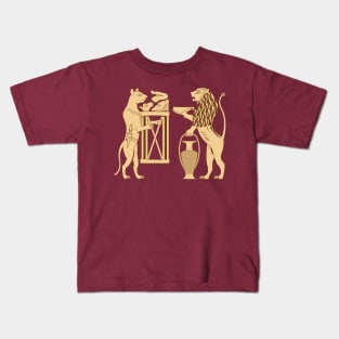 Lion and lioness with sacrifices Kids T-Shirt